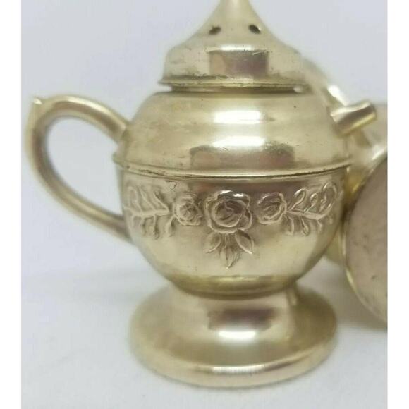 Vintage Japan Teapot Salt & Pepper Shakers Tea Pots Embossed Floral S&P Elegan - Picture 2 of 12